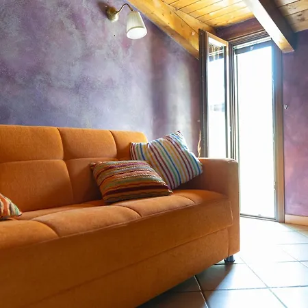Holiday home La Mansarda Del Viandante Castelbelforte